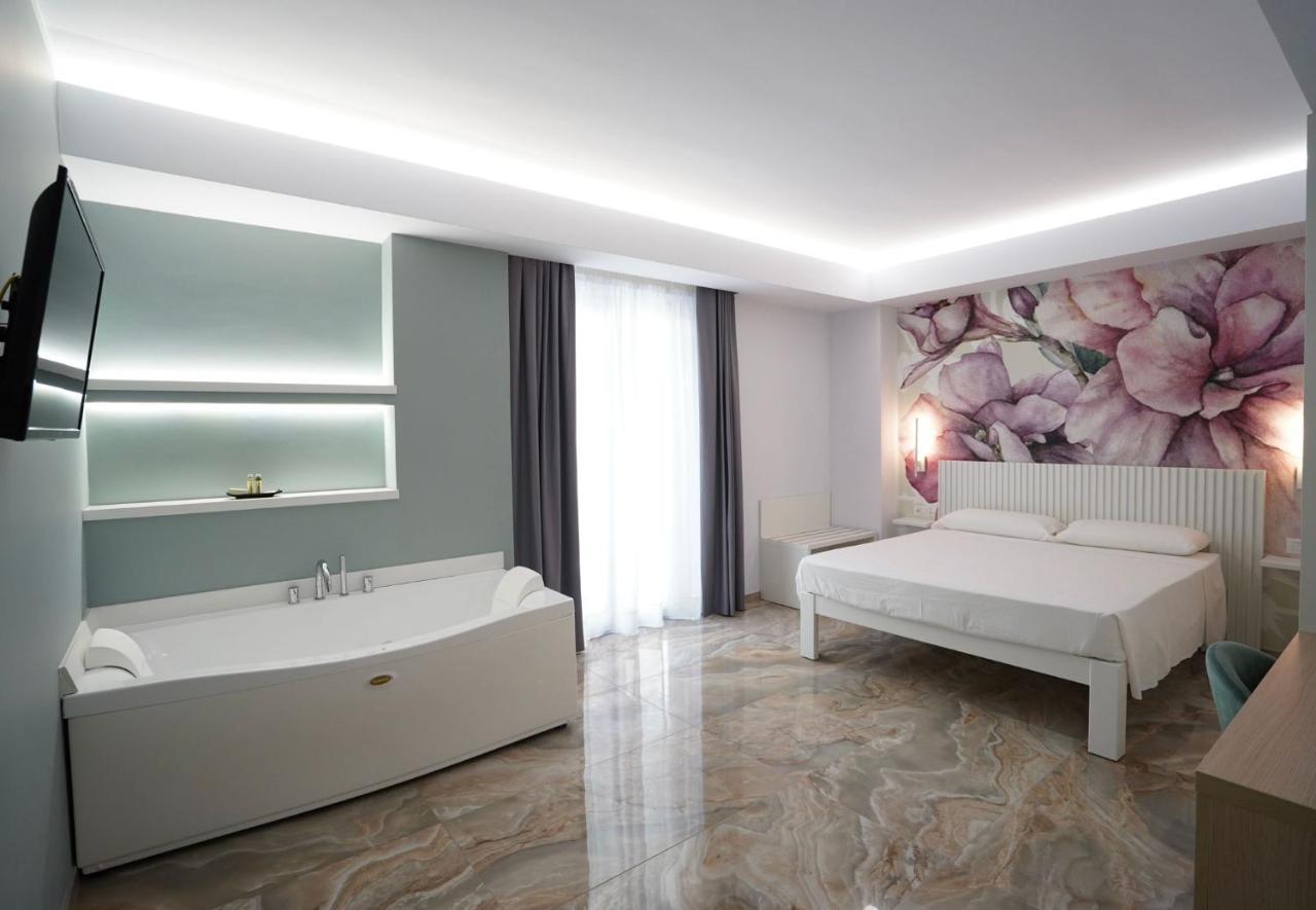 Harmony Tropea Rooms & Suites Esterno foto