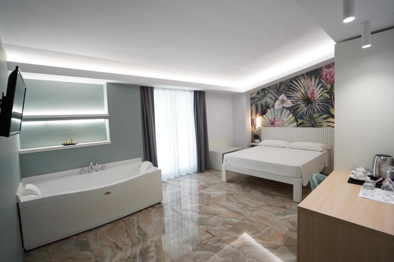 Harmony Tropea Rooms & Suites Esterno foto
