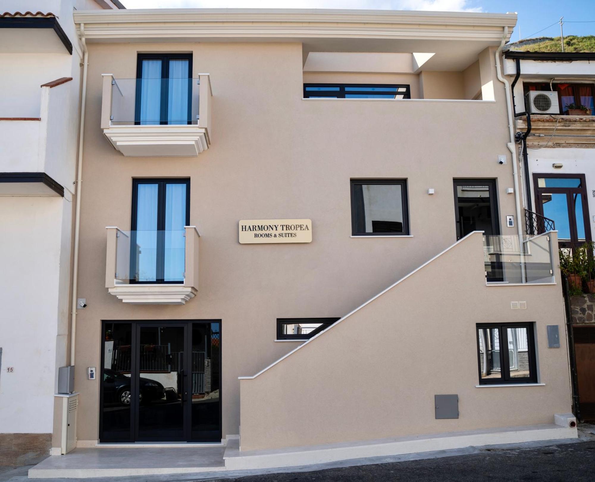 Harmony Tropea Rooms & Suites Esterno foto